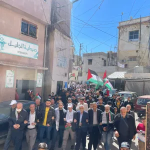 لبنان.. مسيرة جماهيرية في مخيم "الجليل" تضامناً مع غزة ورفضاً لسياسات "أونروا"