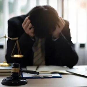 “التأديب”‭ ‬يوقف‭ ‬محاميين‭ ‬عن‭ ‬مزاولة‭ ‬المهنة‭ ‬شهرا