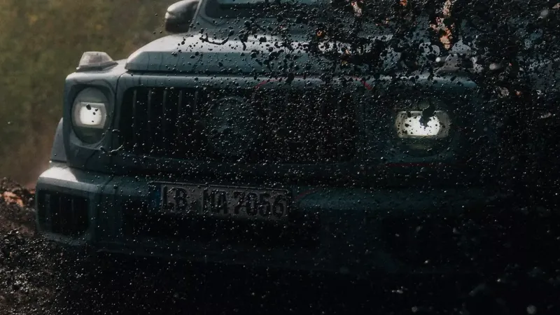 مرسيدس G-Class تظهر في فيديو تشويقي مع فئة AMG G63