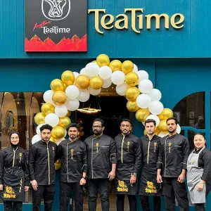 افتتاح أول فرع لـ"وقت الشاي" القطري في مدينة ليستر البريطانية