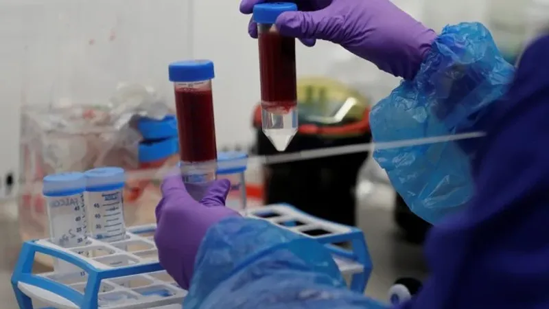 تقنية واعدة لإنتاج فصيلة دم شاملة للبشر !