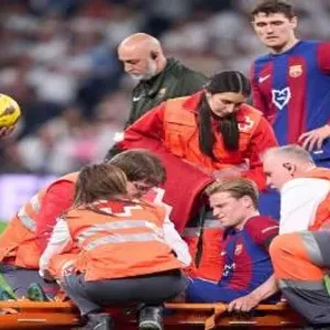 برشلونة يعلن مدة غياب لاعبه المصاب في مباراة الكلاسيكو