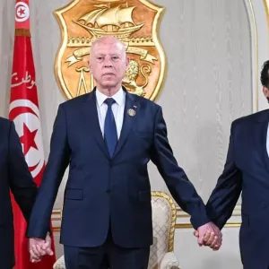 قمة تونس والجزائر وليبيا.. تعاون يواجه الهجرة غير الشرعية ويعزز التجارة عبر اتفاقيات جديدة