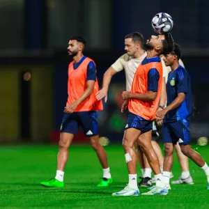 النصر يكثف تحضيراته للأهلي بمشاركة انجيلو