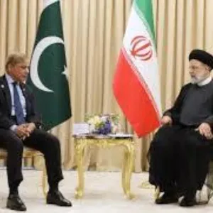 في أول زيارة منذ توتر العلاقات بين البلدين.. الرئيس الإيراني في باكستان غداً