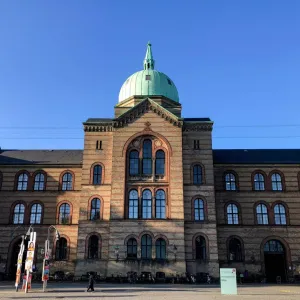جامعة كوبنهاغن تقرر سحب استثماراتها من شركات بالضفة الغربية