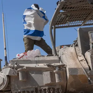 مباشر.
    
		الحرب في غزة| قصف متواصل على القطاع واقتحامات في الضفة وترقّب لردّ إسرائيلي على هجوم إيران