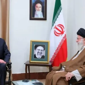 خامنئي : يجب أن يتحول التعاطف الحالي بين إيران وتونس إلى تعاون ميداني