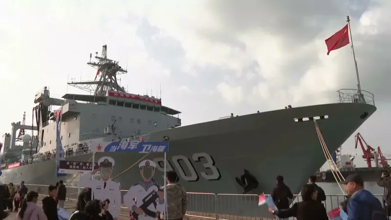احتفالا بيوم البحرية الصين تفسح المجال أمام الجمهور ليستكشف بوارجها https://arabic.euronews.com/2024/04/21/china-navy-open-day-china-begins-celebrati...