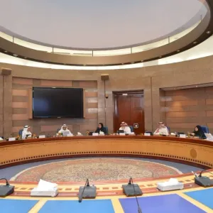 مجلس أمناء جامعة الملك عبدالعزيز يعقد اجتماعه الأول