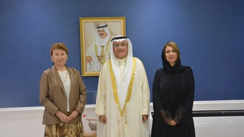 محافظ الشمالية يستقبل سفيرة اليابان لدى مملكة البحرين بمناسبة تعيينها