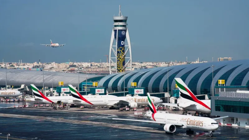 تعطل رحلات الطيران في مطار دبي جراء الأمطار الغزيرة