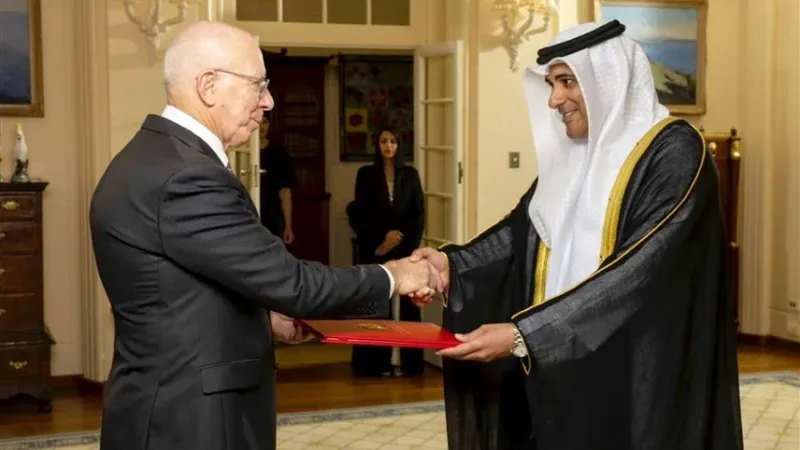 سفير الإمارات يقدم أوراق اعتماده إلى حاكم عام أستراليا