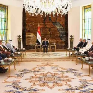 فخامة الرئيس المصري يستقبل معالي الشيخ خالد بن عبد الله آل خليفة