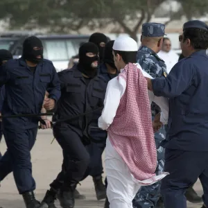 الكويت: القبض على مواطنين لانضمامهم لتنظيم محظور
