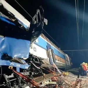 فيديو | أربعة قتلى وعشرات الجرحى في اصطدام قطارين في التشيك