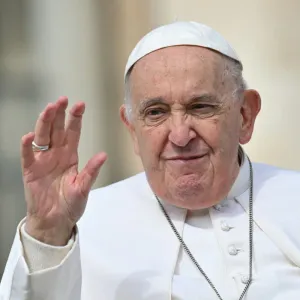 البابا فرنسيس: "أشعر بالحزن بسبب الصراع في فلسطين وإسرائيل"