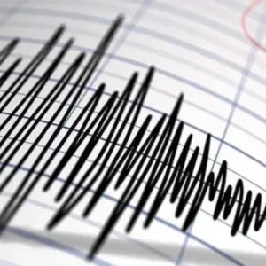 زلزال بقوة 5.7 درجات يضرب منطقة زيزانغ الصينية