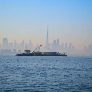 حمدان بن محمد يدشّن "مشدّ دبي" بإطلاق الدفعة التمهيدية من وحدات الشعاب البحرية