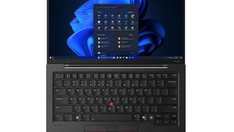 لينوفو تطلق الإصدار الخاص ThinkPad X1 Carbon Gen 13 Aura في معرض #IFA2024