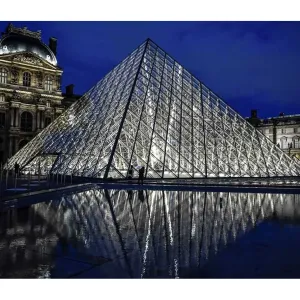 فرنسا.. متاحف باريس تستخدم الذكاء الاصطناعي لجذب الشباب