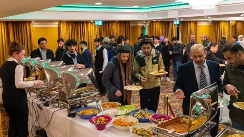 سفارة المملكة في إيرلندا تقيم مأدبة إفطار للمواطنين السعوديين