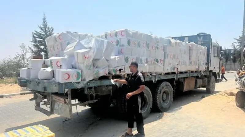 وصول دفعة جديدة من المساعدات الجزائرية إلى قطاع غزة