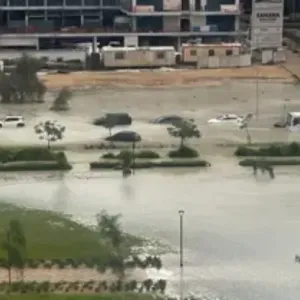 لليوم الثالث.. موجة الفيضانات والأمطار تجتاح الإمارات