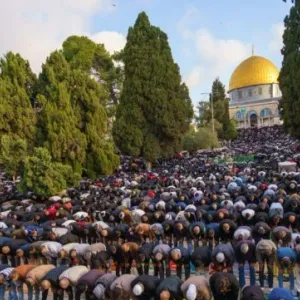 40 ألفاً يؤدون صلاة عيد الأضحى في المسجد الأقصى