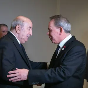 رئيس الحكومة يلتقي في ايطاليا الرئيس الجزائري عبد المجيد تبون