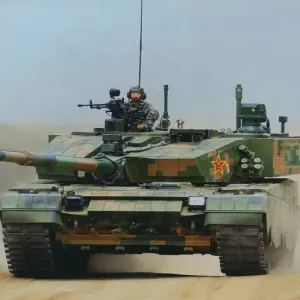 الإعلام الصيني يتحدث عن تأثير العملية العسكرية الخاصة في تطوير جيل جديد من الدبابات في الصين
