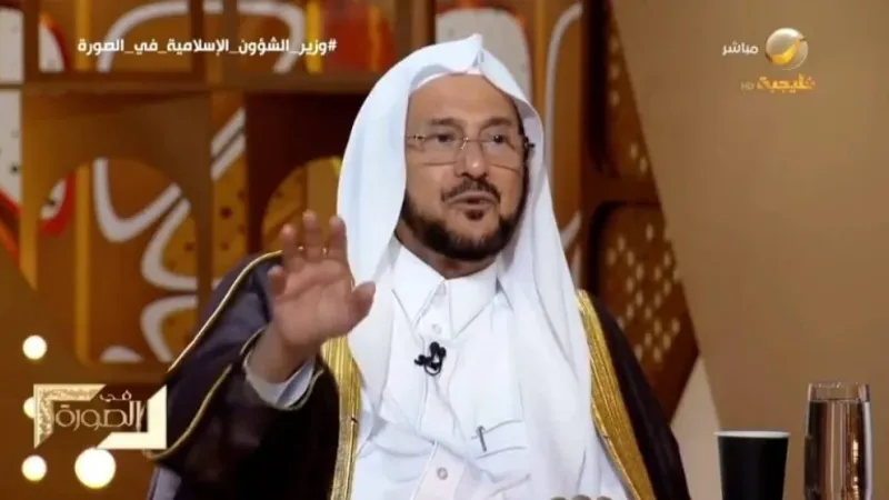 بالفيديو.. وزير الشؤون الإسلامية يرد على الشائعات التي روجها الإخوان واتهامه بالسرقة بعد تركه العمل بإمارة الرياض