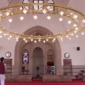 بالفيديو.. قصة مسجد أقيمت فيه أول صلاة جمعة بعد الهجرة