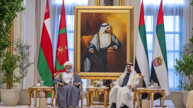 وزير الخارجية: الزيارة السّامية لجلالة السُّلطان إلى الإمارات تأتي انعكاسًا لعمق الروابط العريقة التي تجمع البلدين
