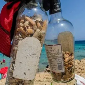 الشواطئ التونسية ملوثة ورياضة الغوص تساهم في تنظيف البحر