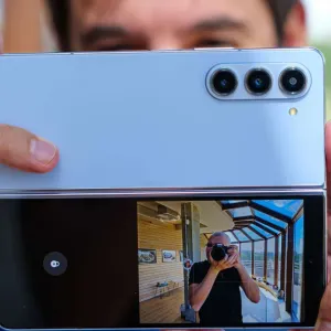 هاتف Galaxy Z Fold6 يأتي بنفس إعدادات الكاميرة المميزة لهاتف Fold5