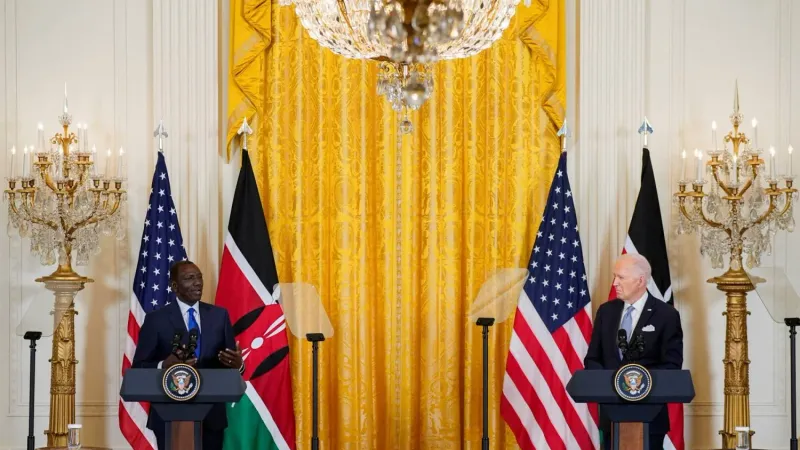 بايدن يستقبل رئيس كينيا ويعلن «رؤية نيروبي - واشنطن» وشراكة صناعية وتكنولوجية