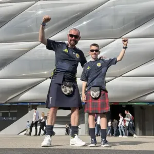 بعذر غريب.. أب أسكتلندي يبرر غياب ابنه عن المدرسة خلال يورو 2024