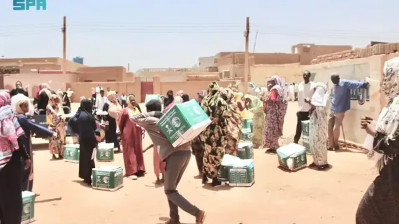 مركز الملك سلمان الإغاثي يوزع مساعدات في السودان ومأرب ومالي