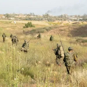 إسرائيل تخلي بيت لاهيا شمالي غزة وتعتبرها "منطقة قتال خطرة"