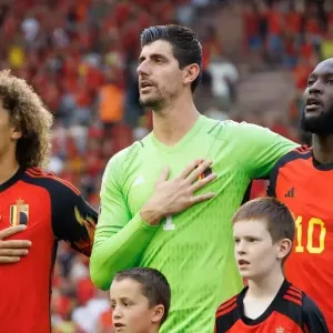 استبعاد كورتوا من قائمة بلجيكا في كأس أوروبا