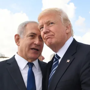تفاعل على طريقة استقبال ترامب لنتنياهو وزوجته.. والأول ينتقد هاريس: "لم تحترم إسرائيل"