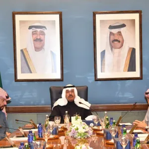 مجلس الوزراء الكويتي ينادي بمشعل الأحمد أميراً للبلاد