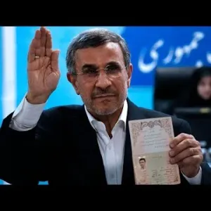 قبل يوم واحد من إغلاق باب الترشح.. محمود أحمدي نجاد يدخل السباق الانتخابي لخلافة رئيسي