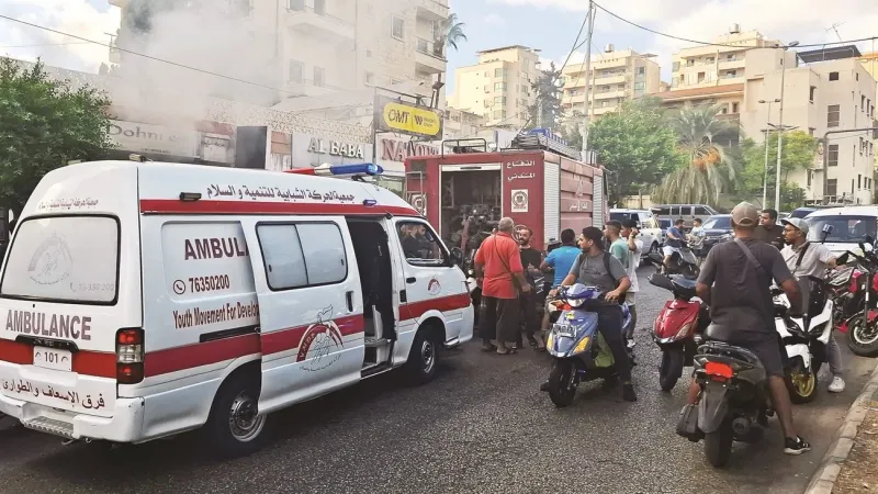 قتلى ومئات الجرحى بموجة ثانية من تفجيرات «اللاسلكي» في لبنان