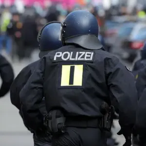 الشرطة تطلق النار على مهاجم في مدينة ألمانية