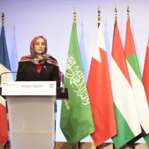 وزيرة الصحة تشارك في الجلسة الافتتاحية لمؤتمر "رؤية الخليج" في باريس
