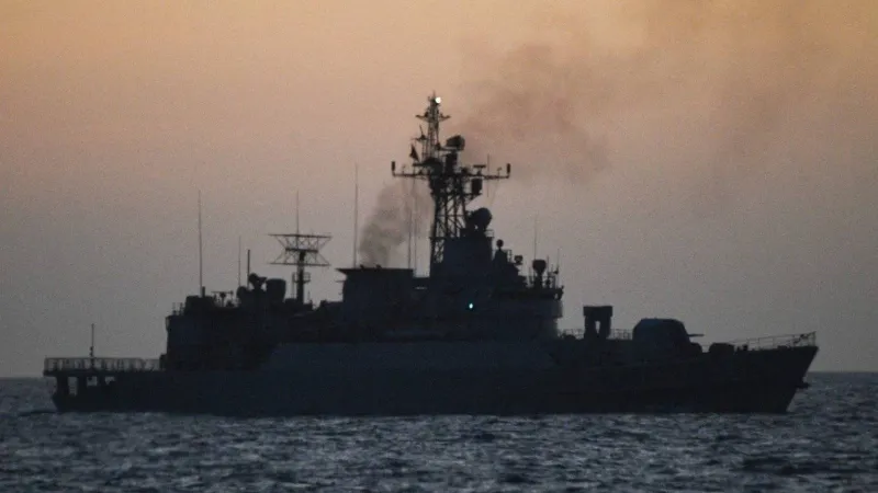 بكين تعلن إبعاد سفينة عسكرية أميركية من بحر الصين الجنوبي