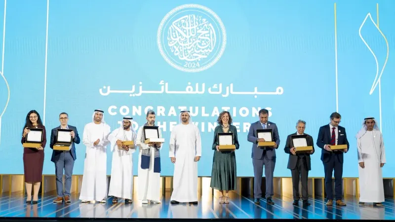 تحت رعاية رئيس الدولة.. ذياب بن محمد بن زايد يكرم الفائزين في الدورة الـ18 من جائزة الشيخ زايد للكتاب