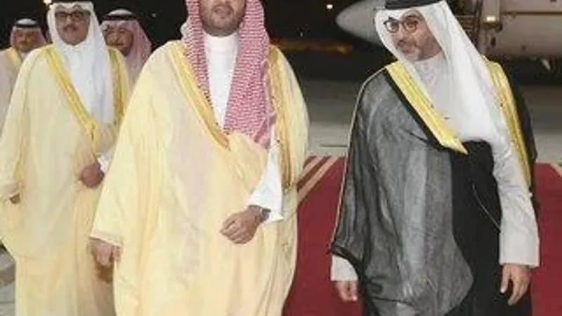الأمير تركي بن محمد آل سعود يصل إلى الكويت في زيارة رسمية